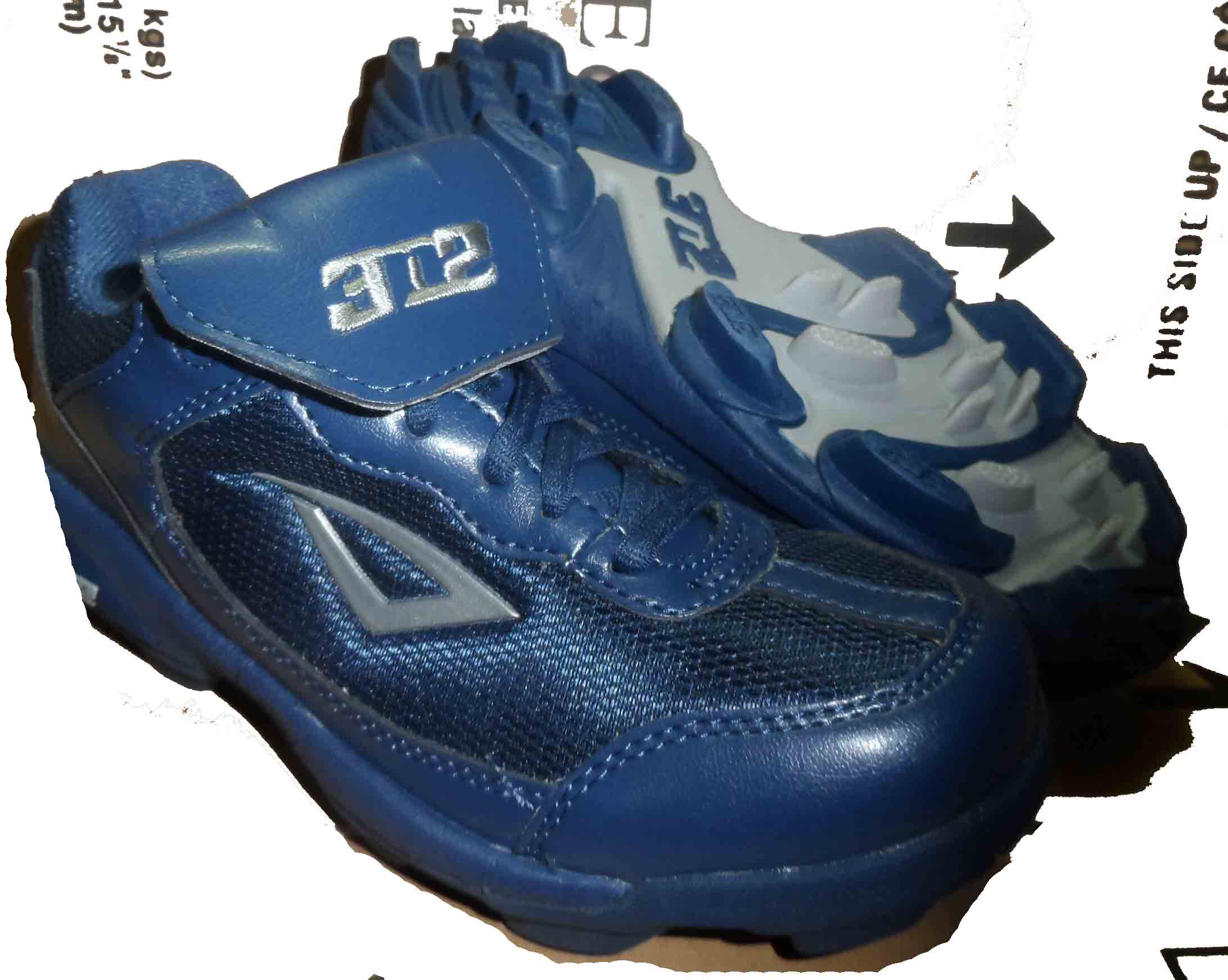 3N2 美国顶级品牌 棒球鞋 胶钉鞋 比赛鞋 现9月开学季特价剧划算