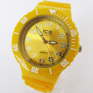 外贸原单手表  watch水晶果冻表带 日本机芯 柔软橡胶手表