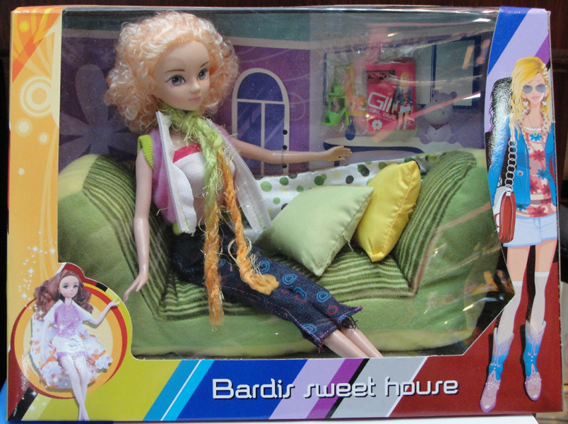 超逼真Q版芭比娃娃-仿真沙发系列 摆设娃娃 三个69元更实惠 Q02