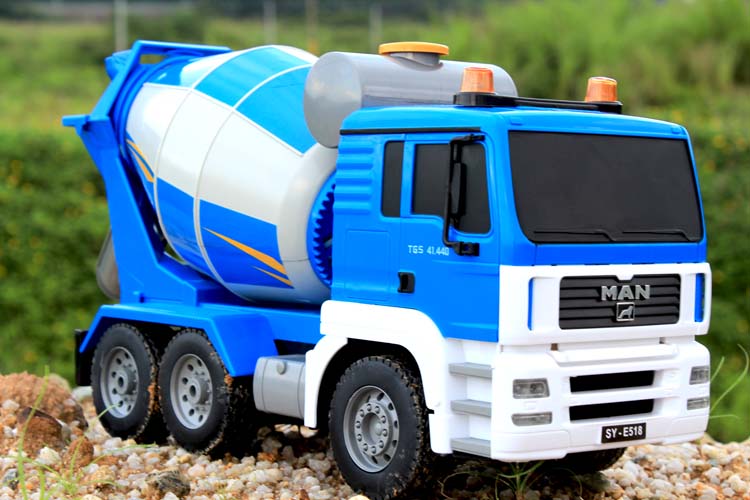 正品包邮双鹰玩具车电动遥控工程车模型 混泥土搅拌车罐车带声效