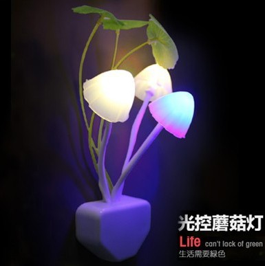 【优丽可家用高清投影仪微型迷你LED手机投影机】厂家赞助蘑菇灯
