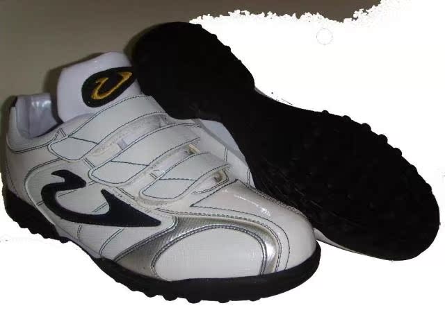 APAL(原Wecan) 棒球鞋  教练鞋 碎钉鞋 特价188