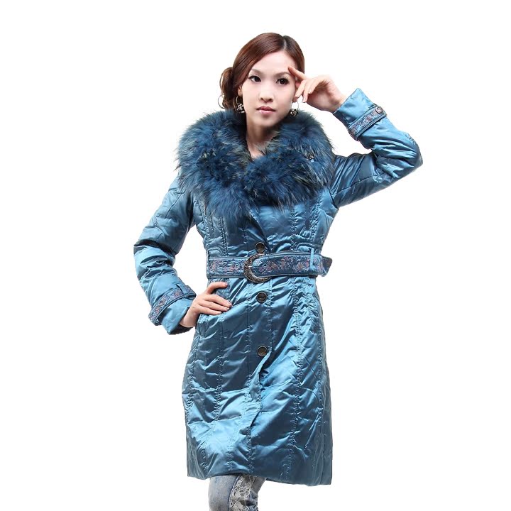 2011冬装新款女式韩版女装长款修身羽绒服毛领羽绒服女