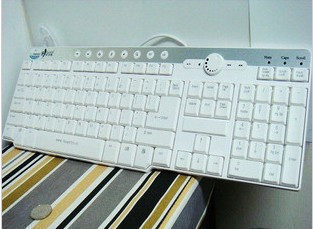 笔记本键盘 电脑键盘 超薄键盘华尔特酷薄 USB|PS2两用 华东