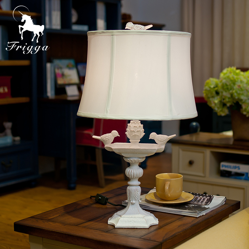 费芮嘉 艾诺德欧式美式优质环保白色树脂手工雕刻客厅装饰台灯