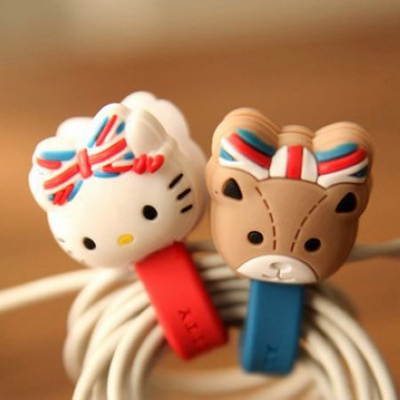英伦风可爱猫和她的小熊钉扣式绕线器 理线器 绑线带（2枚入）