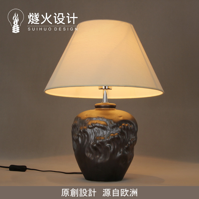 设计师的灯现代创意复古怀旧陶瓷台灯卧室床头台灯布罩灯饰灯具