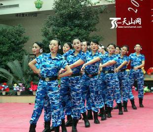 2013特价女迷彩军装舞蹈表演服合唱服装演出服海军服8942极致唐装