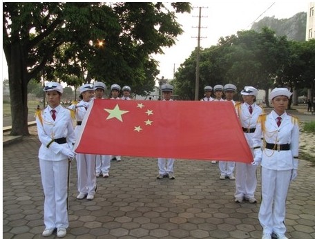 男女演出服海军制服 军队礼服 仪仗队服装 白色军装歌手表演服