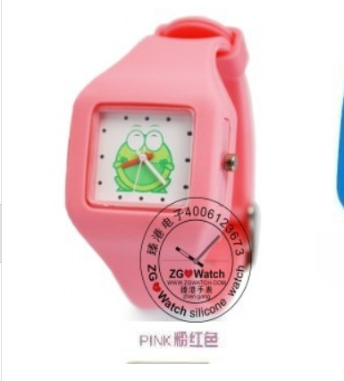 新款韩国简约女生手表卡通儿童学生表防水手表小孩橡胶电子皮带表