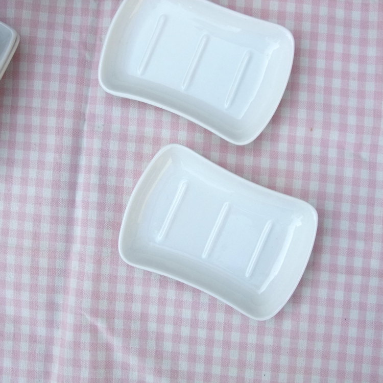 新品超值特价白色时尚纯白陶瓷肥皂碟香皂盒卫浴收纳用具家居用品