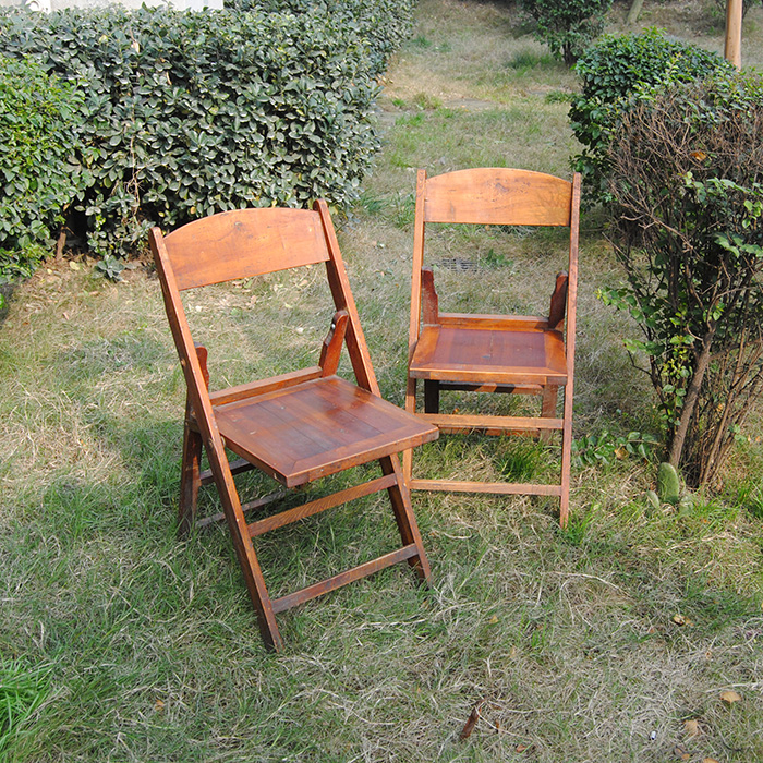 复古 一对木椅子 折叠椅子