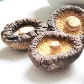 好惠佳 干货土特产椴木香菇 食用菌干货 炖汤蘑菇 200gx2袋 包邮