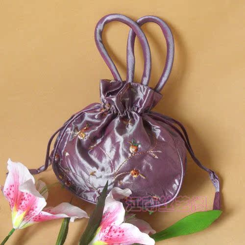 中国古典1号紫色织锦缎丝绸绣花抽带挖袋手挽包抽抽袋女士手包