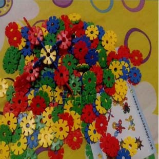 超值正品 积木塑料拼插 桌面玩具 雪花片 益智 儿童创意 3岁以上