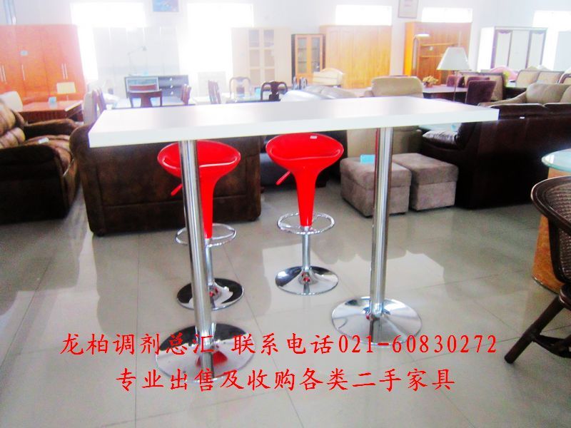 上海二手吧台桌 白色台面钢脚简约百搭款吧台 长150宽70高110厘米