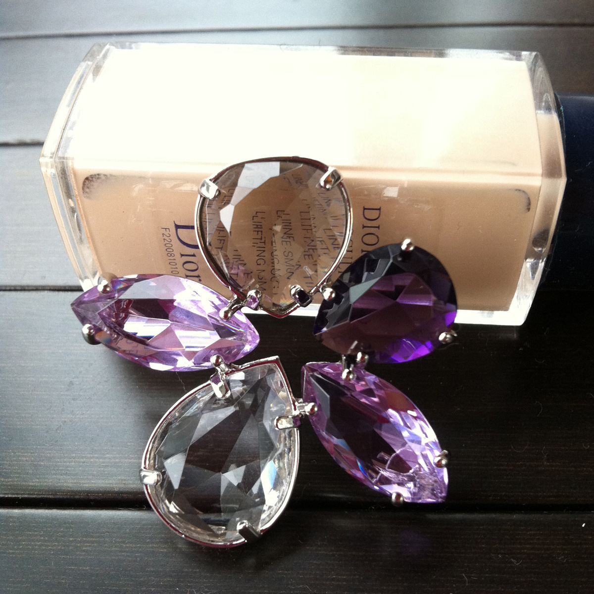 2013新款紫水晶胸针时尚女高档毛衣胸花朵别针丝巾扣两用韩国代购