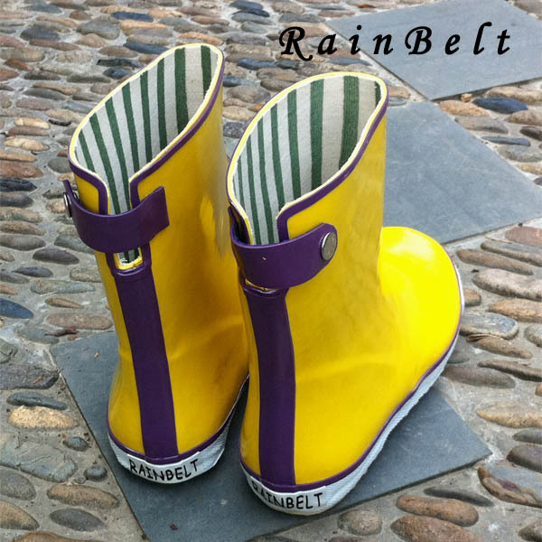 【芒果盒子】2011新款 亮黄色 柠檬黄 紫色扣 中筒雨靴 雨鞋