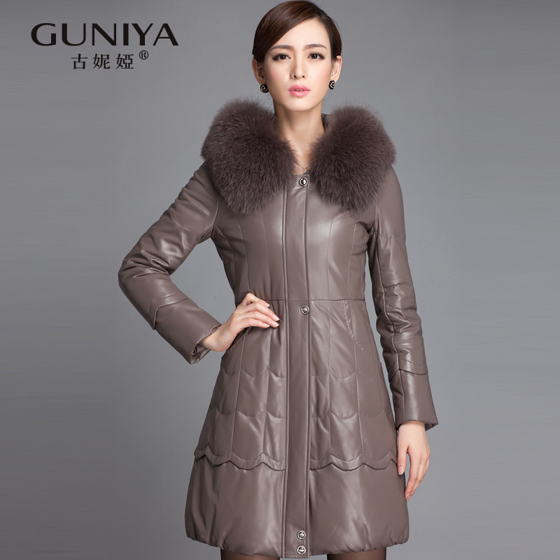 古妮娅女装2015冬品质纽扣长袖通勤修身长款连帽拉链羊皮漆皮皮衣