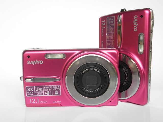 秒杀 Sanyo/三洋X1250数码相机 1200万像素 笑脸 防抖 电脑摄像头