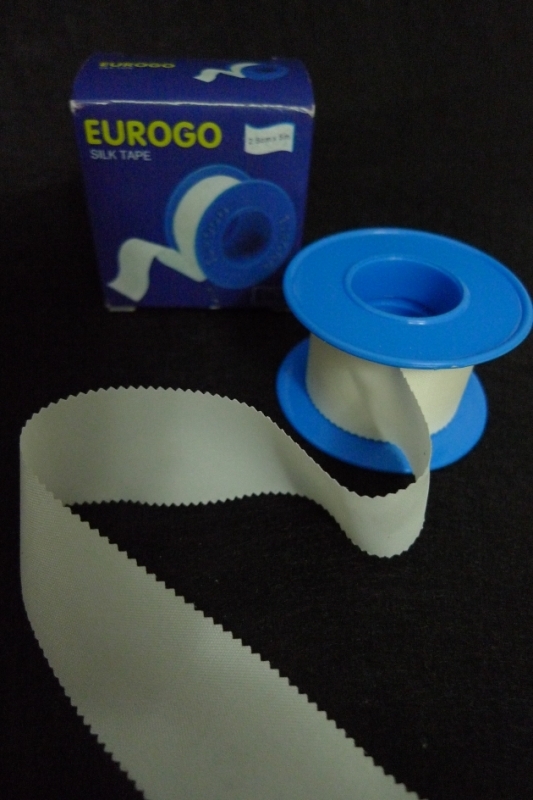 盒装EUROGO 丝绸运动胶布/运动绷带 2.5cm×5m 特惠价