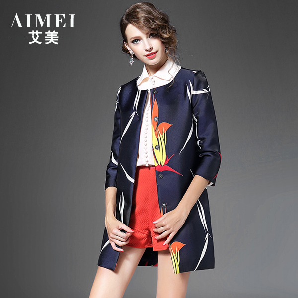 2015秋季新款女装时尚 圆领七分袖植物印花直筒型单排扣女式外套
