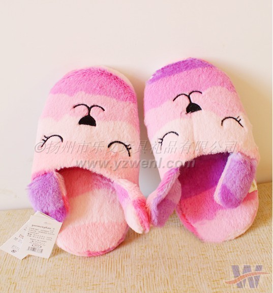 新款可爱浪漫粉紫条纹兔拖鞋 梨花熊拖鞋，地板鞋，室内保暖鞋