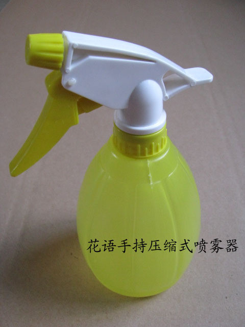 加厚型手持压缩式喷雾器 洒水、喷药、杀菌消毒 方便实用