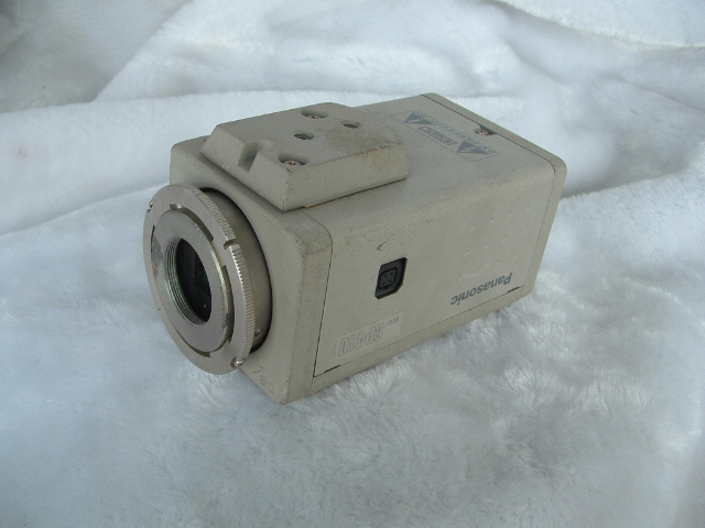 PANASONIC   WV-CP410/G 原装松下彩色摄像头(无镜头)