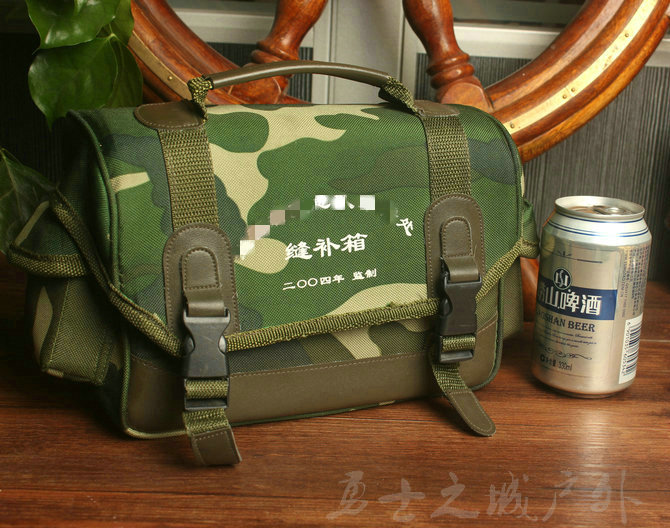 军迷迷彩背包工具包携行具多功能小挎包户外包防水背包正品缝补包