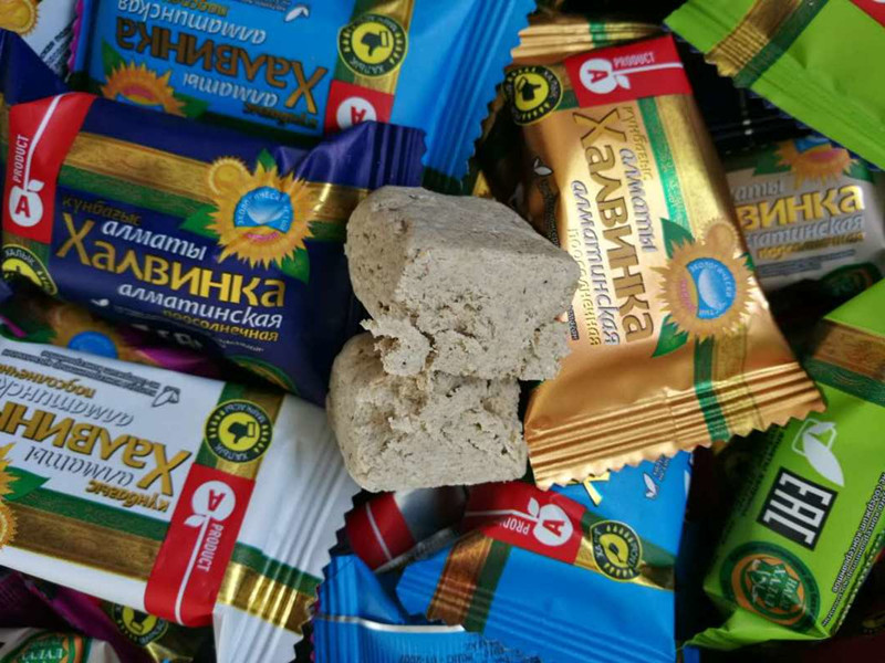 哈萨克斯坦进口瓜子酥，香甜可口 休闲零食 独立包装两斤 包邮