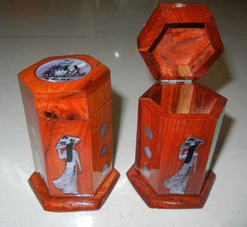 《乐乐宝贝》越南特产红木工艺品-越南红木酸枝木牙签筒六角镶贝
