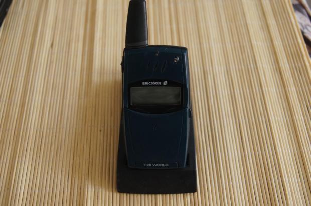 二手爱立信 T28SC原装正品下翻盖经典怀旧古董老手机不是翻新机