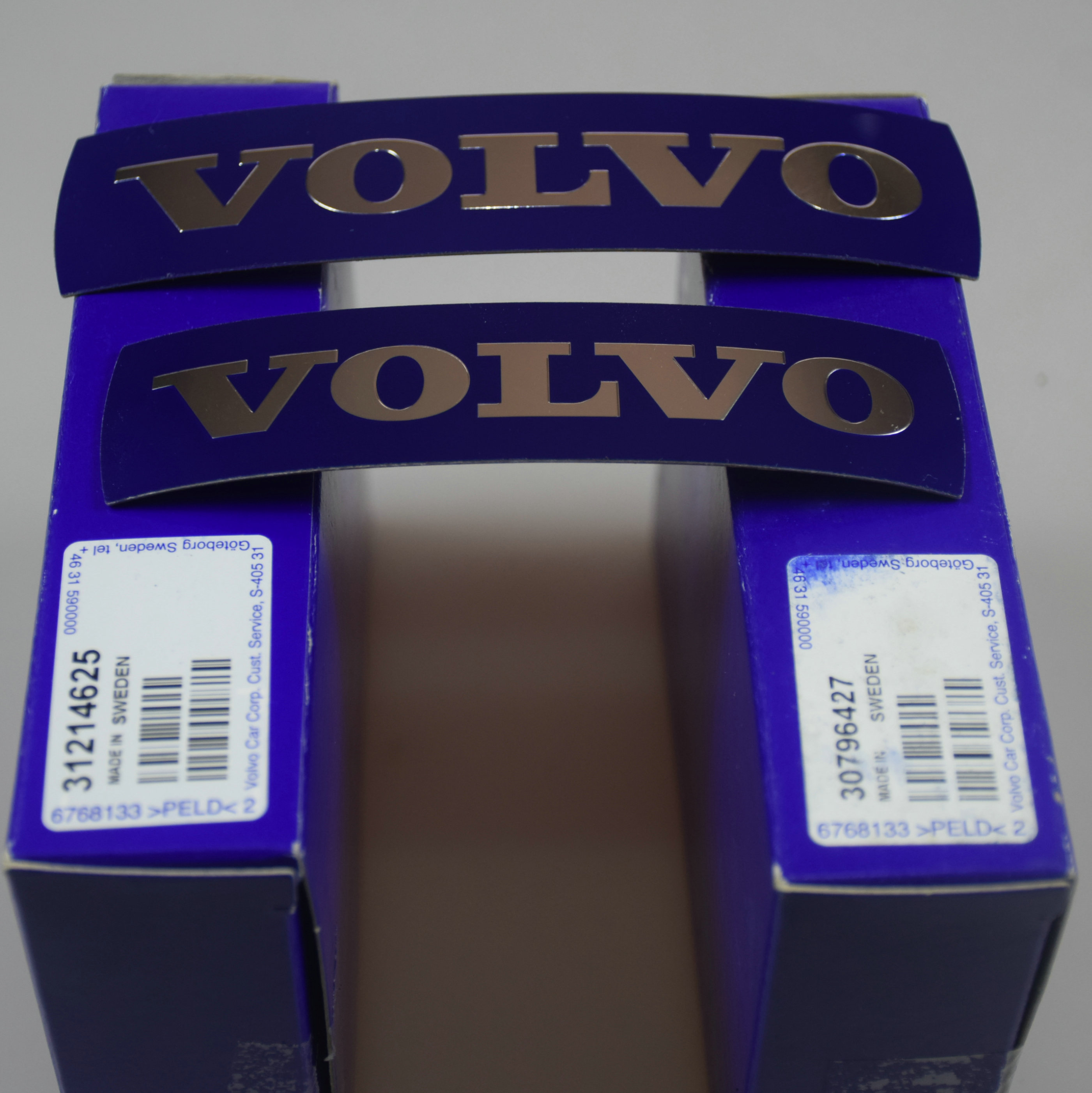 VOLVO沃尔沃原装车标中网标志S40C30S60S80XC60XC90V60V40蓝字标