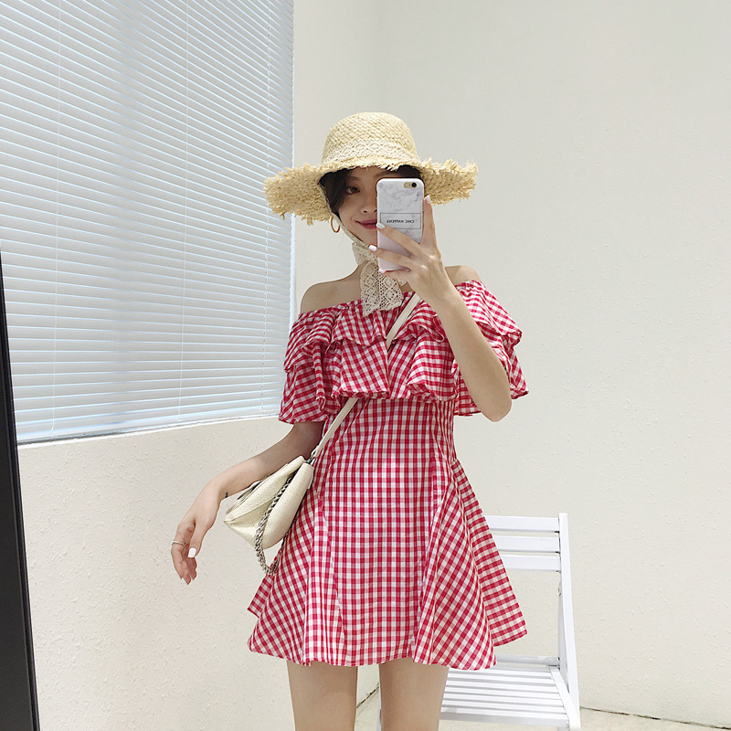 MANBO 韩版收腰层层荷叶边连衣裙红格子漏肩一字领夏季显瘦女裙子