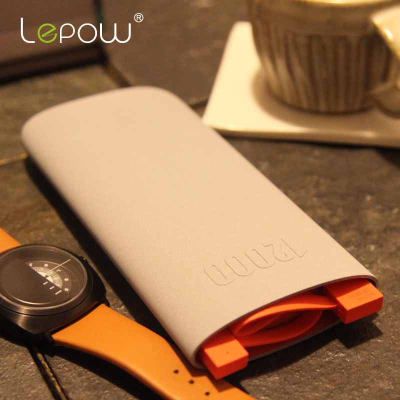 lepow乐泡钧 移动电源聚合物电芯手机充电宝通用12000毫安大容量