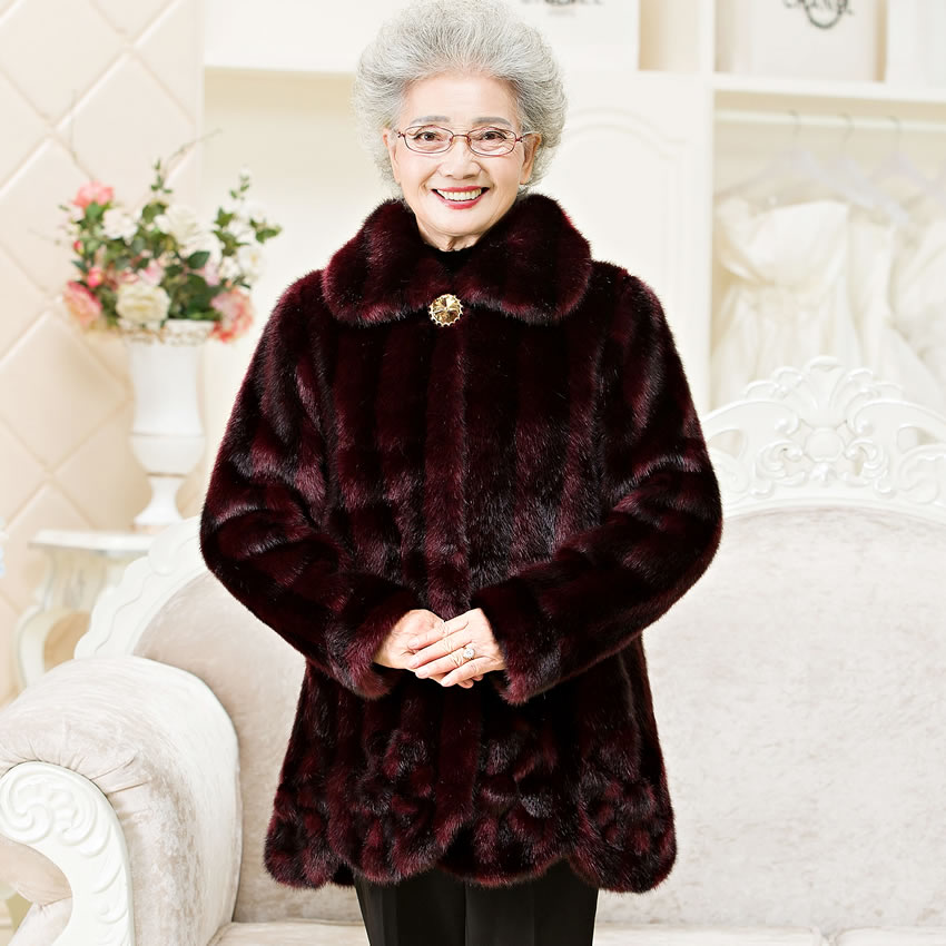 中老年人加肥加大女冬装60奶奶厚外套70岁老太太皮草仿貂皮大衣80