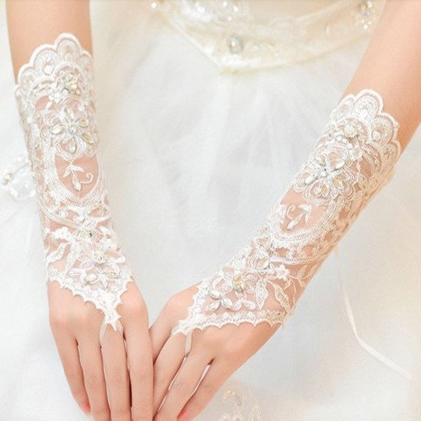 新娘婚纱礼服手套夏季蕾丝手套结婚宴会手套防晒婚庆拍照无指手套