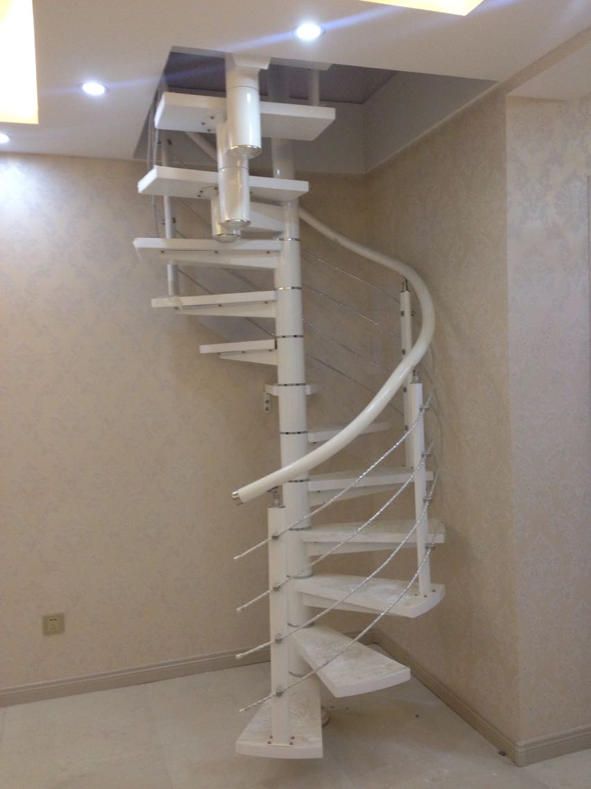 定制 百耀楼梯 室内楼梯 复式楼梯 阁楼楼梯 钢木楼梯 中柱旋转梯