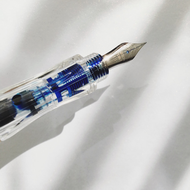 漏墨王就是它 灌金粉好选择 SKB F12 透明彩墨钢笔笔杆灌墨
