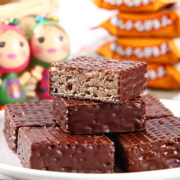 特价满36包邮俄罗斯巧克力饼干进口零食小牛巧克力威化瓦夫饼干