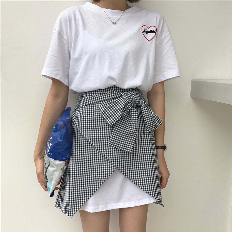 夏季韩版女装时尚刺绣短袖T恤套装+蝴蝶结系带格子休闲短裙两件套