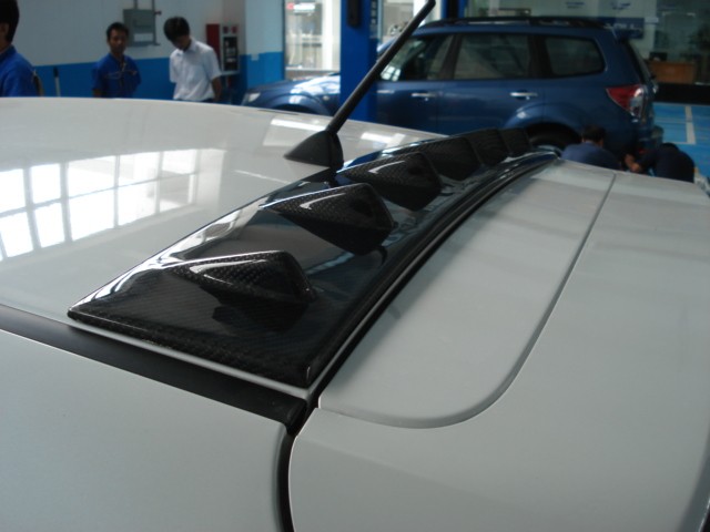 斯巴鲁翼豹汽车专用尾翼10代碳纤材质鲨鱼鳍尾翼十代定风翼直销