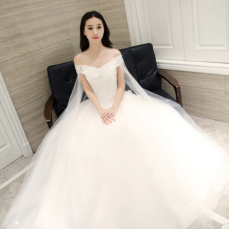婚纱2017春季新款韩式齐地修身一字肩公主蕾丝新娘长拖尾结婚礼服