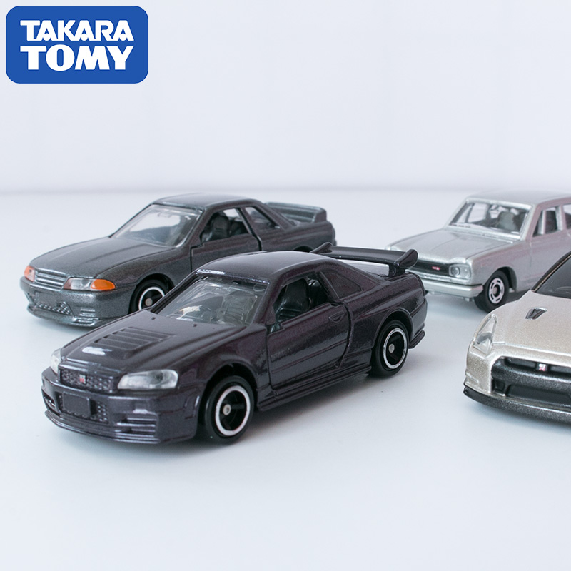日本多美卡TOMICA荣光GTR GT-R合金车模型4辆套装礼盒R32 R34 R35