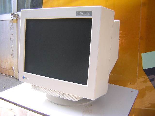 二手CRT显示器 19寸艺卓/EIZO显示器-T761 特丽珑纯平显示器