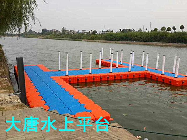 水上平台网箱浮筒游艇码头水上游泳池钓鱼平台塑料浮筒浮箱