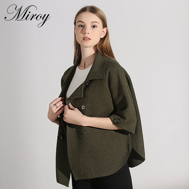 麦诺伊2017冬季新款女针织双排扣短外套上衣MZGWAA028
