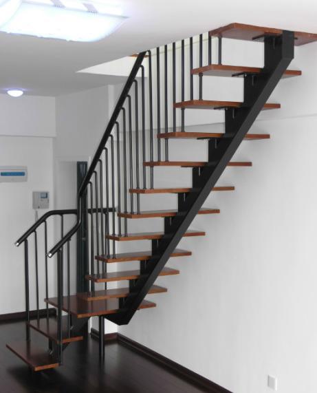 楼梯 意大利风情 直梁梯 竖式杆 更安全的楼梯 厂家直销 免费设计