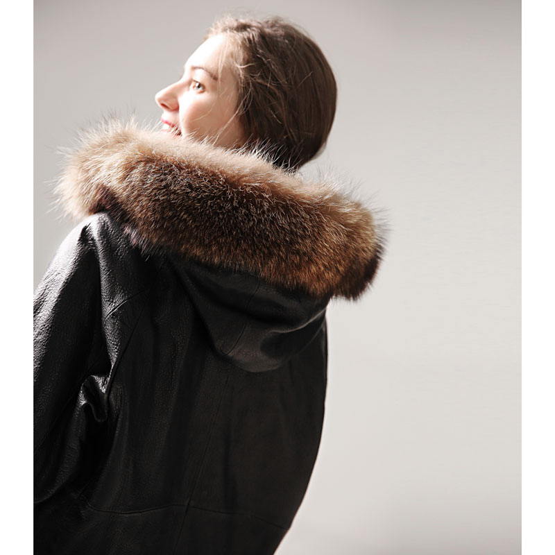 [MLEPY053]茉莉雅集土耳其肌理羊皮美洲貉毛领御寒连帽皮外套
